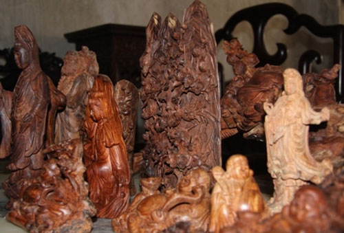 gỗ sưa thường dùng để làm tượng